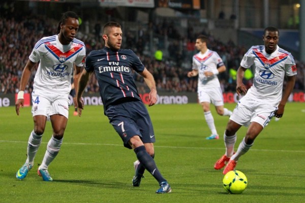 膝伤较早终 膝伤较早终