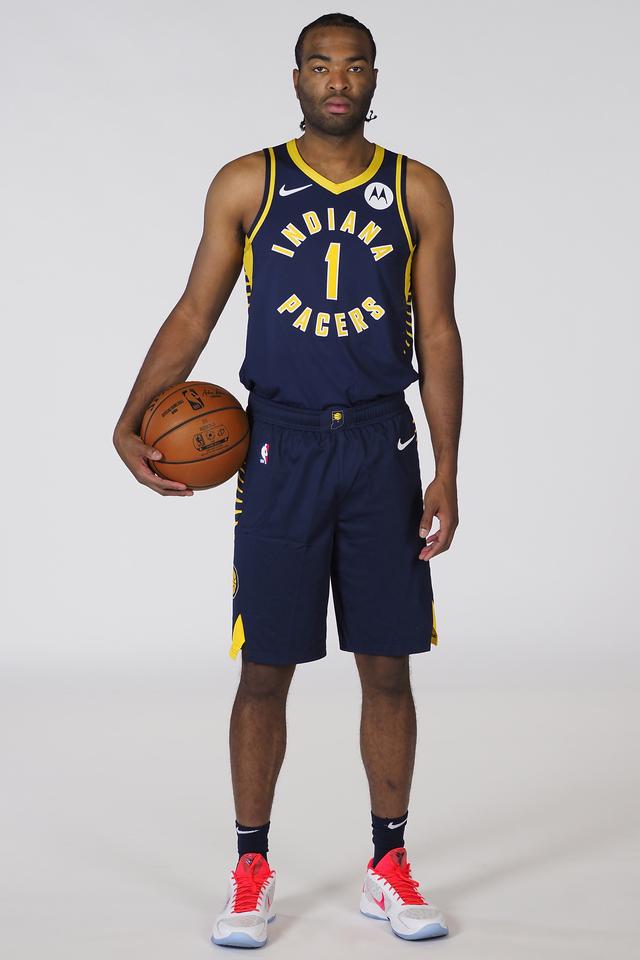 此役让我们 此役让我们