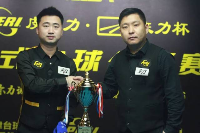 外持续发光 外持续发光